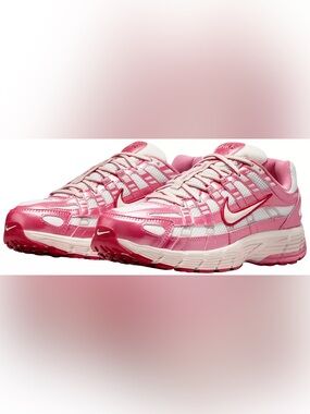 Nike Women's Pink White Athletic Sneakers